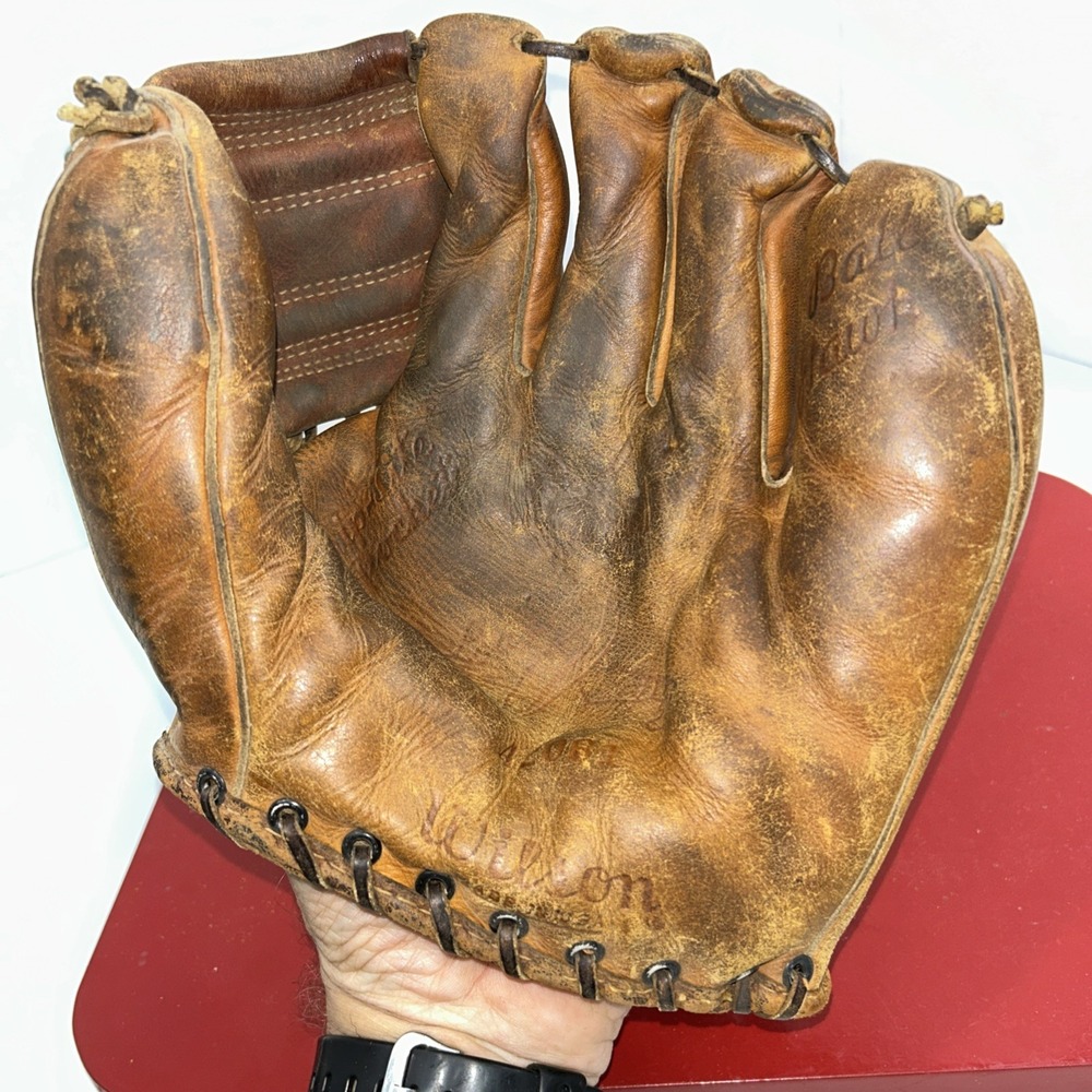 Vtg Wilson A2061‎ RHT Leather Baseball Glove Ball Hawk